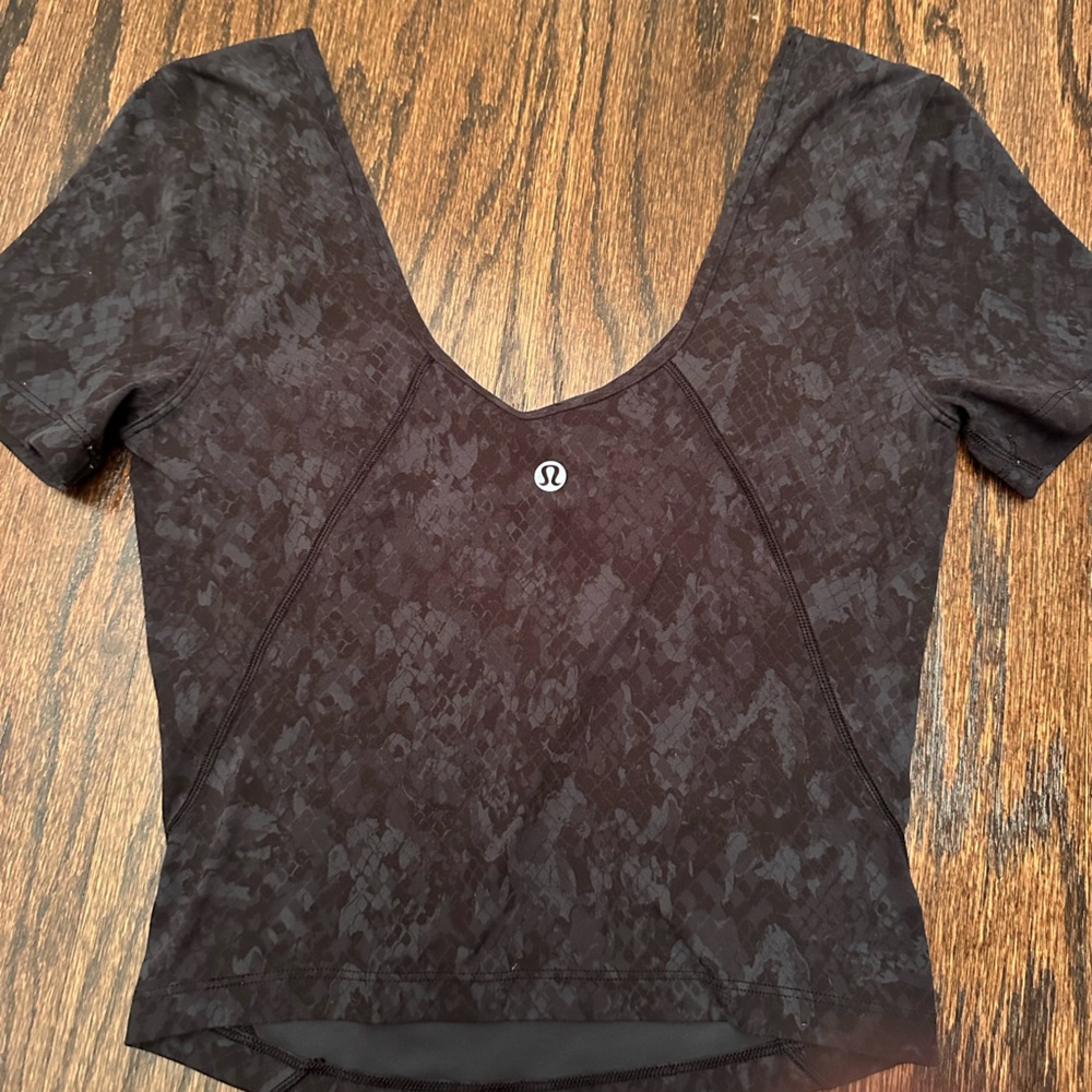 Lulu Lemon size 4 shirt- worn once
